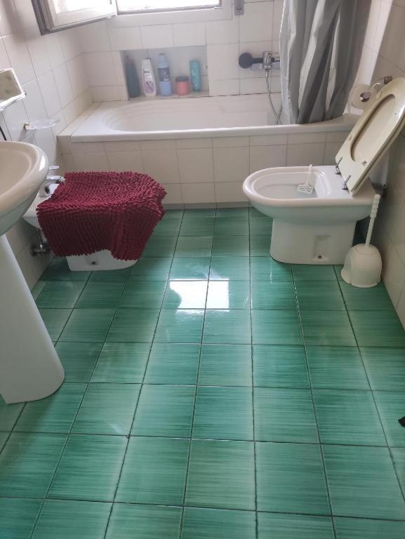 Linda'S Apparment Rooms メストレ エクステリア 写真
